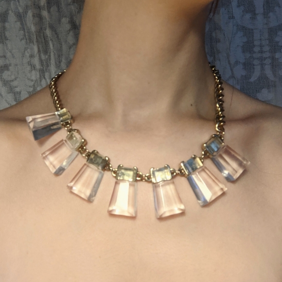 Statement crystal inspired necklace - Picture 3 of 4